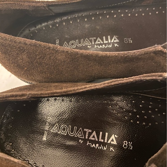 Aquatalia Genuine Suede Low Wedge Side Zip Round Toe Shoes By Marvin K. Brown - Picture 6 of 6